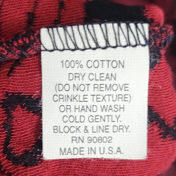 ONA New York Toyko Size Medium/Large Red & Black Art to Wear Lagenlook Sweater - Picture 4 of 4